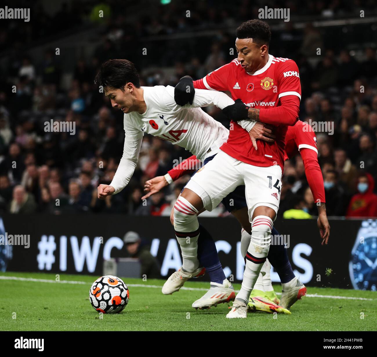 london-england-october-30-son-heung-min-of-tottenham-hotspur-and-jesse-lingard-of-manchester-united-during.-hotspur-and-man.jpg